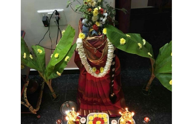 How to Drape Saree for Tulasi Devi | How To Decorate Tulsi | Saree Draping  Tulsi Varalakshmi pooja - YouTube