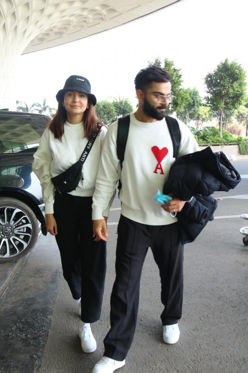 Airport Looks: Virat Kohli, Anushka Sharma Twinning In Monochrome