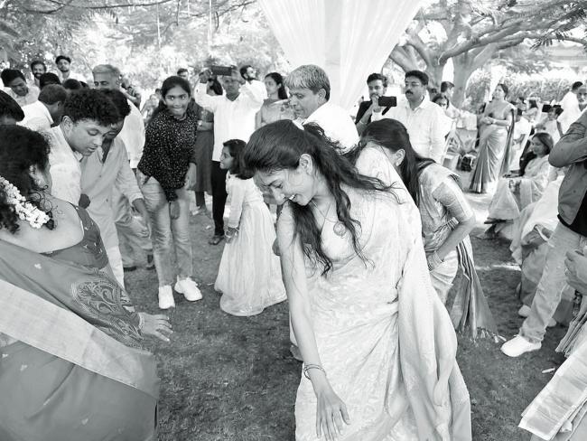 Sakshi Post