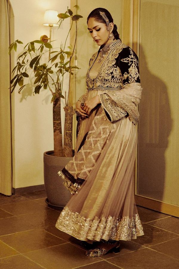 Sakshi Post