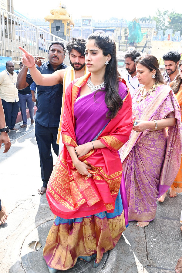Sakshi Post