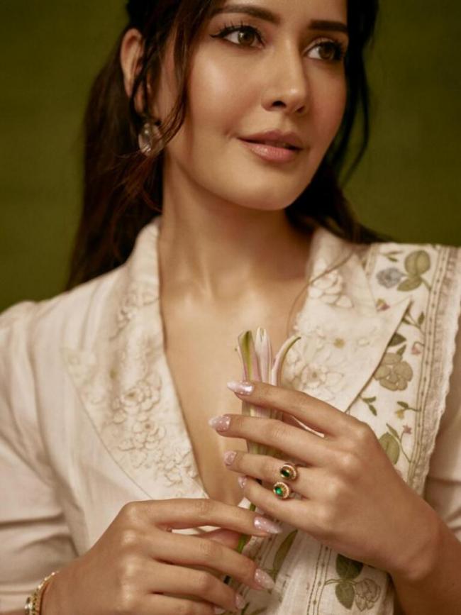 Sakshi Post