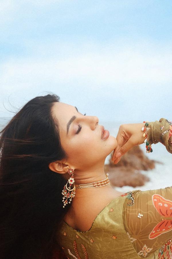 Sakshi Post