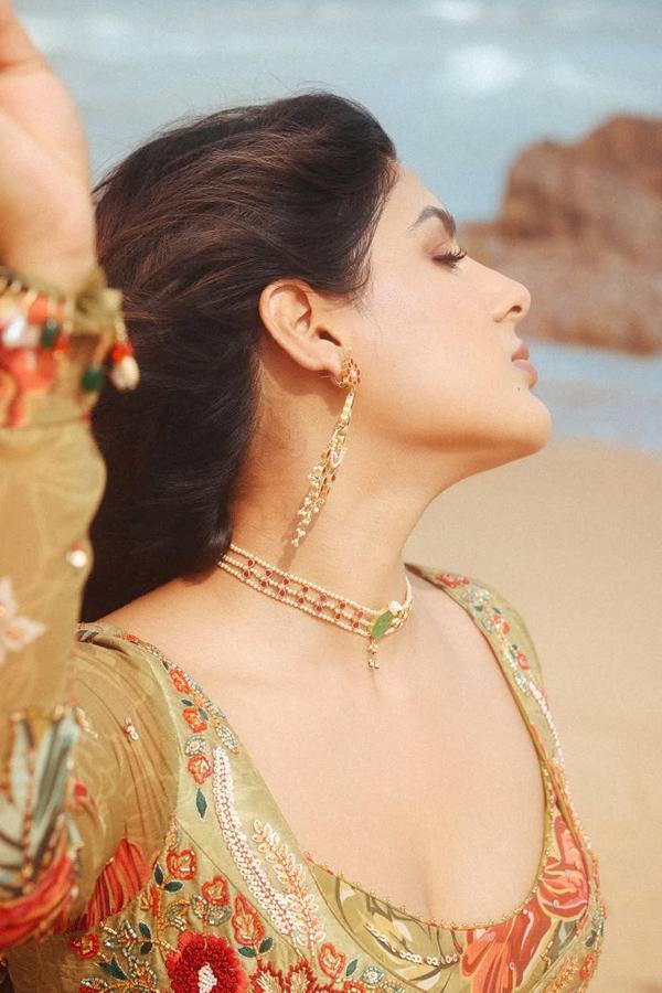 Sakshi Post