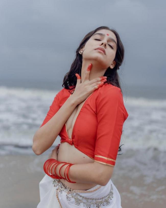 Sakshi Post