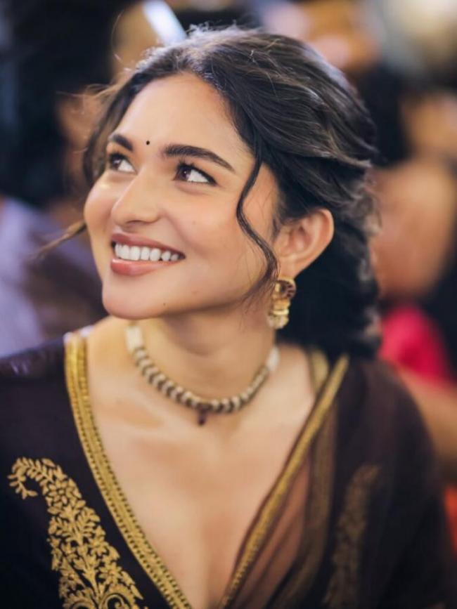 Sakshi Post