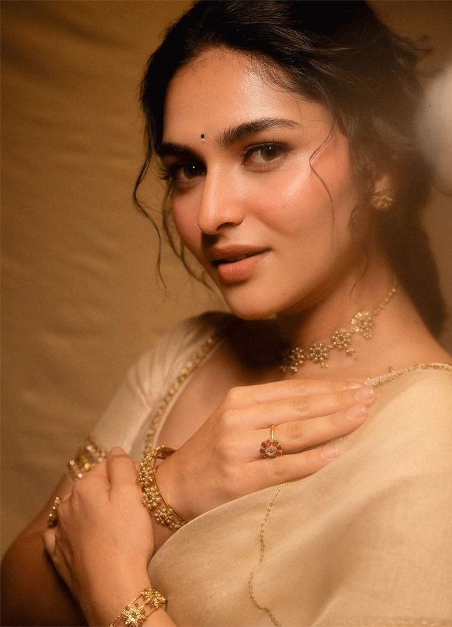Sakshi Post