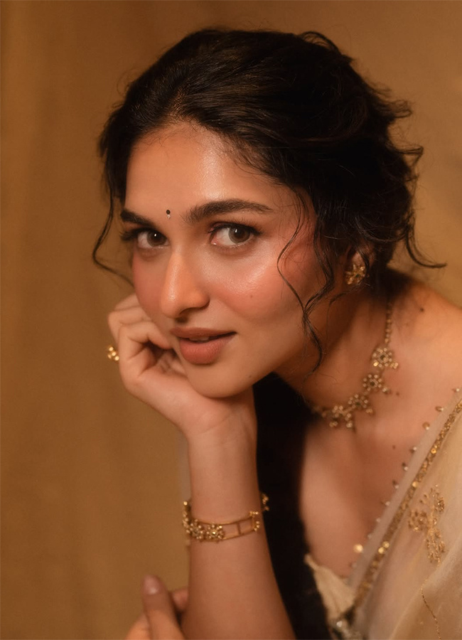 Sakshi Post