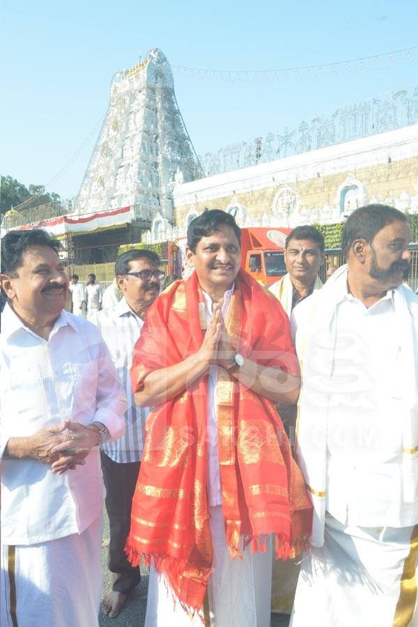 Sakshi Post